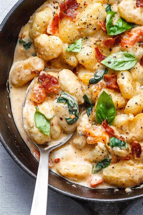 potato gnocchi sauce